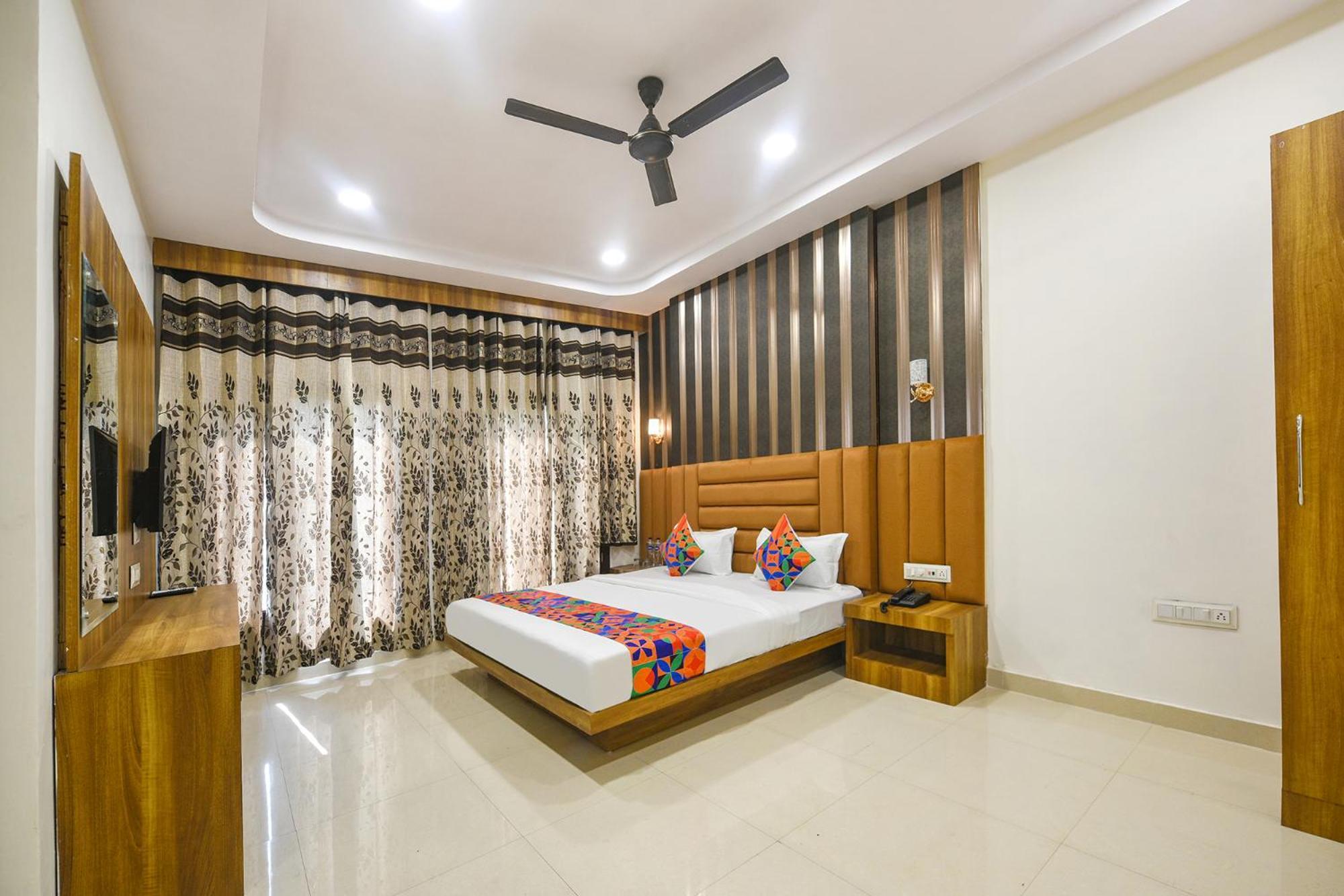 Fabhotel Golden Tree Amritsar Exterior foto